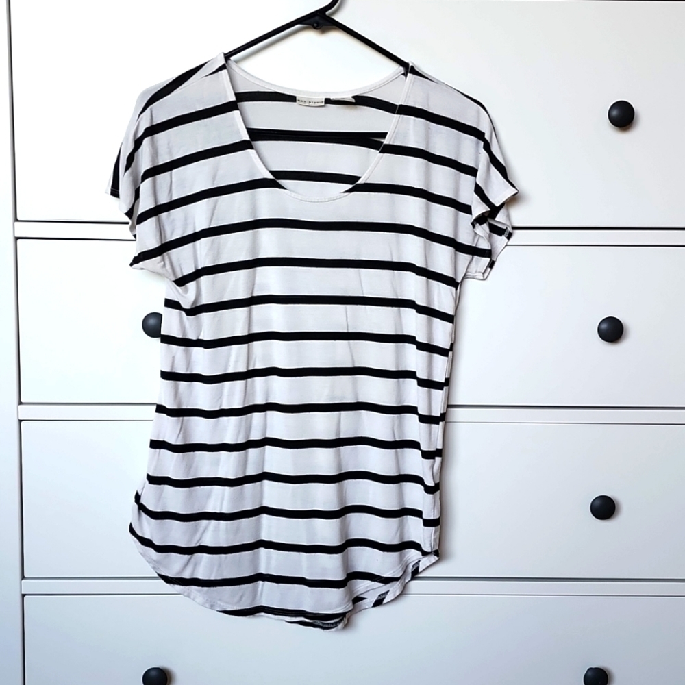 Max Studio Striped Shirt Black and White, Small